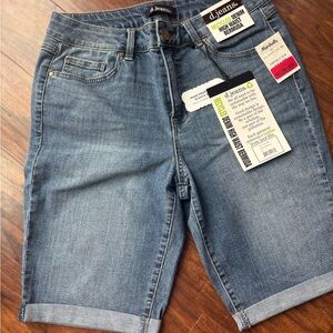 D. Jeans Blue Denim High Waist Bermuda Shorts